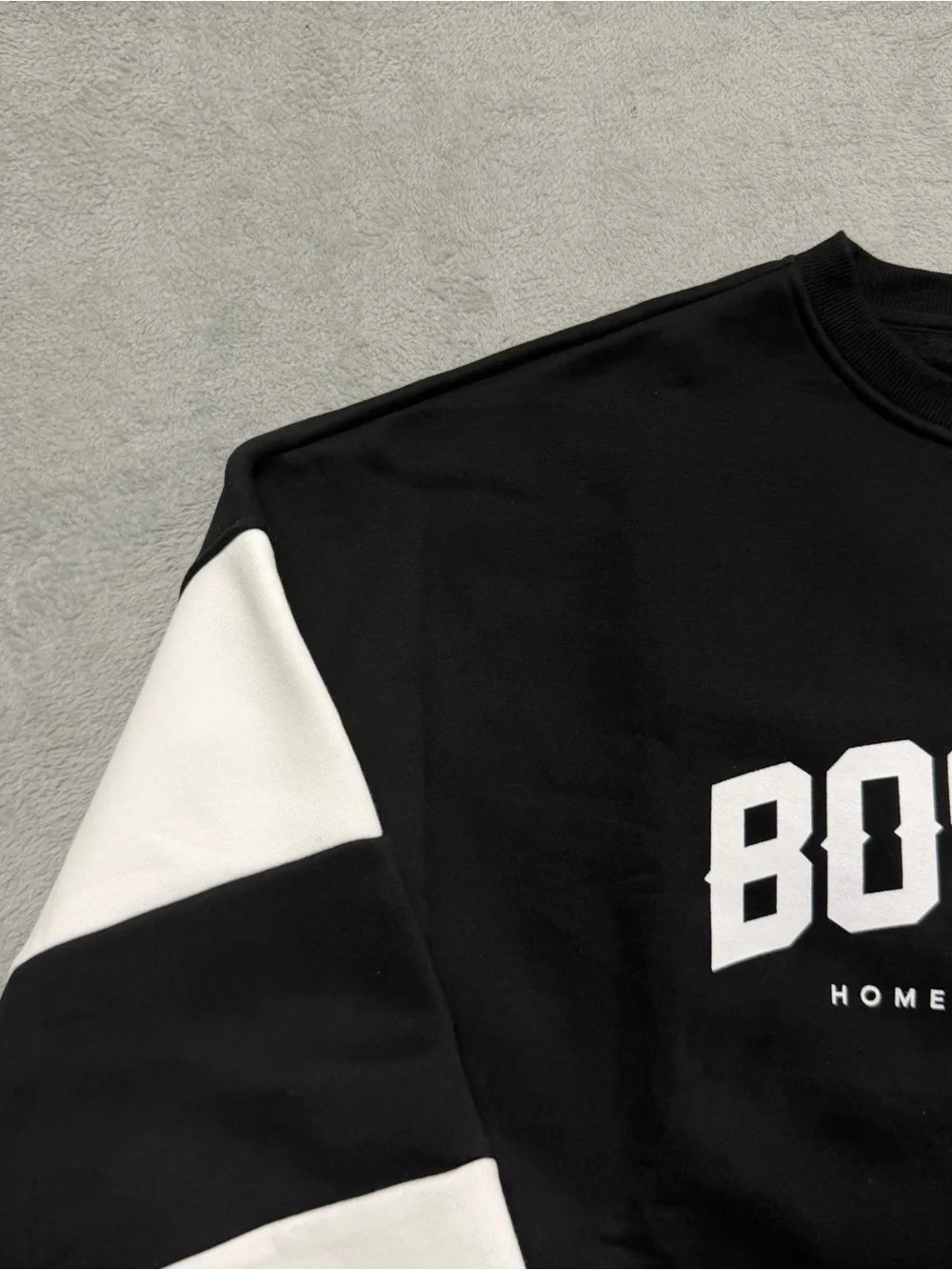 NEW 1987 The Label Boston Sweatshirt Mens M Black White Oversized Crewneck